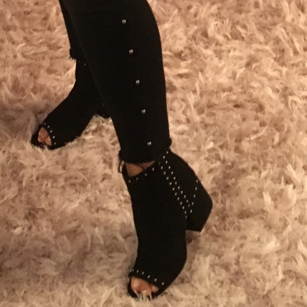 Circus by Sam Edelman stud boots size 9.5